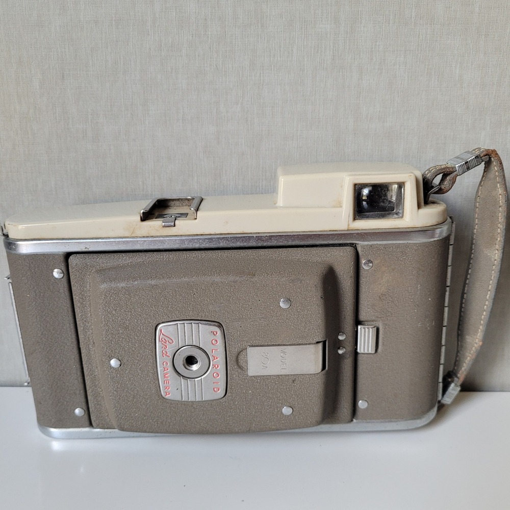 Polaroid Land Camera Model 80A Highlander Tan Vintage Retro Mid-Century UNTESTED